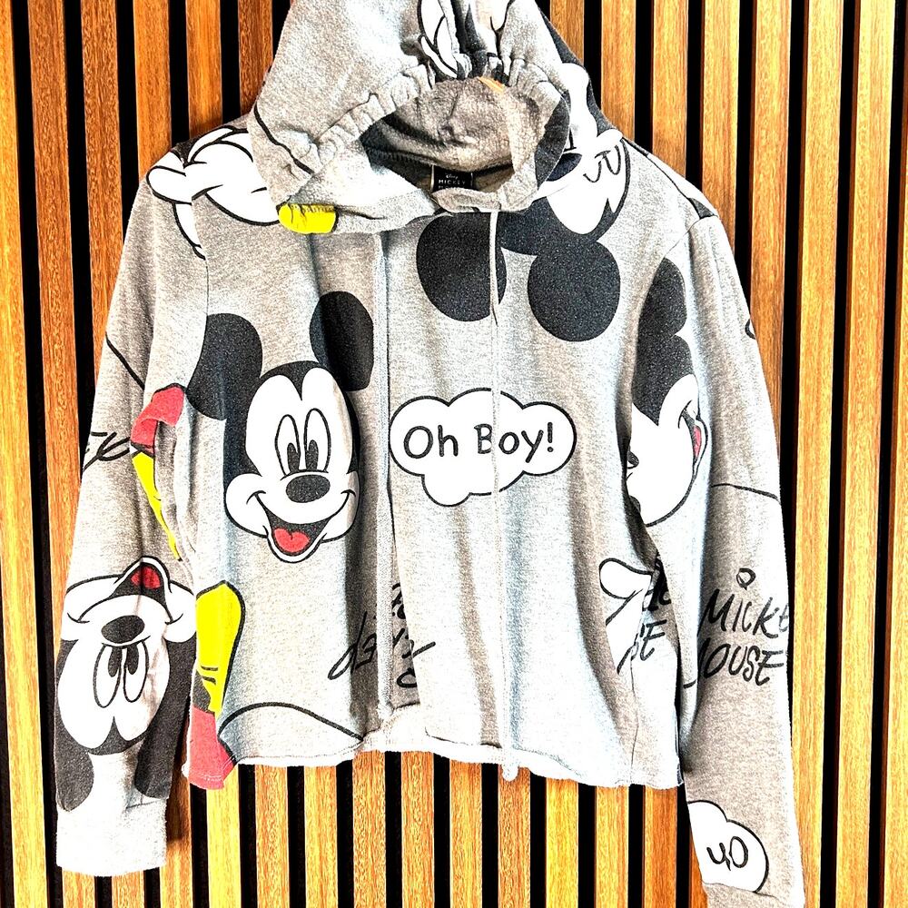 Disney Mickey Mouse All-Over Print Cropped Hoodie Women’s Large Gray Graphic
